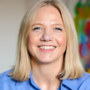 Découvrez Turningpoint Leadership avec Signe, Communications & Marketing manager